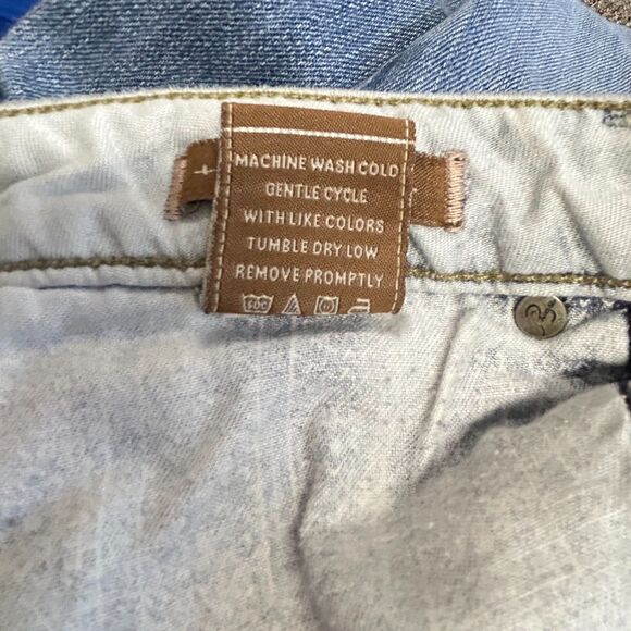 Paige Hollywood Hills Blue Light-Med Wash Lower Rise Flared Bootcut Jeans Sz 31 - Picture 8 of 14